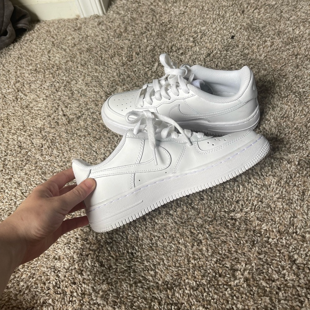 Brand new air forces ,4.5y worn only an handful of times